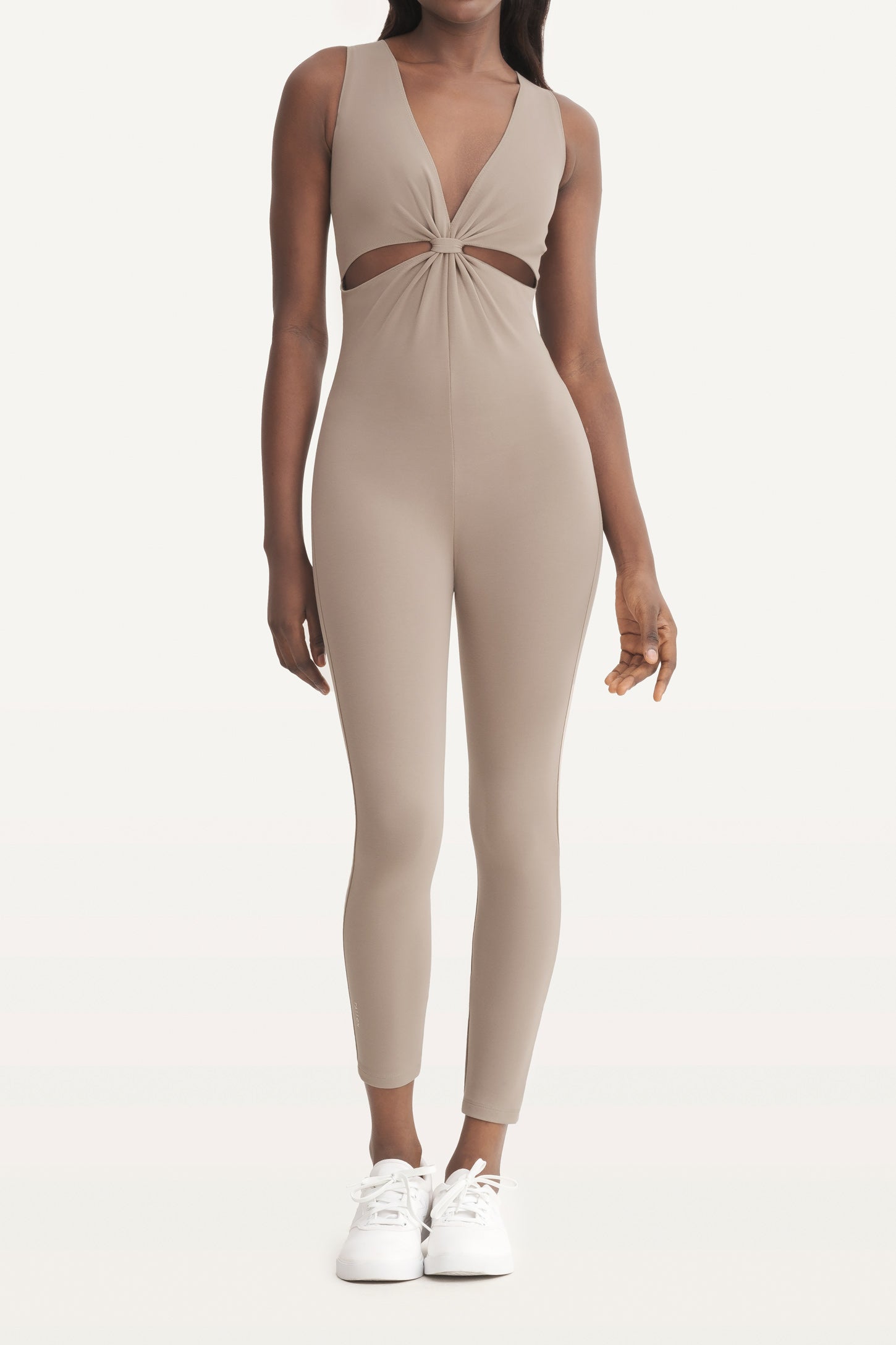 Knotted-Plunge-Mono-Ash-F