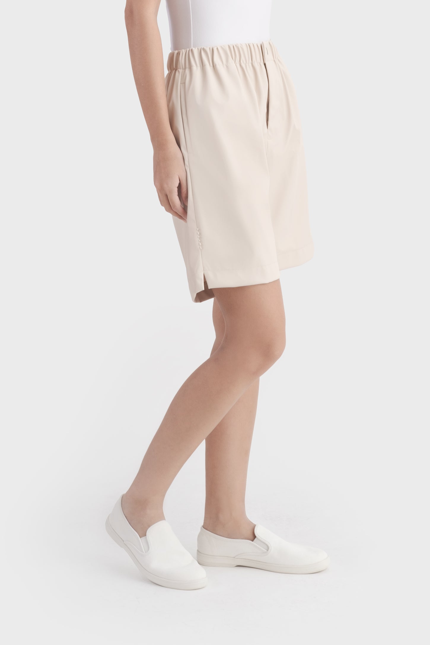 Utility-Long-Shorts-Women-Sand-R